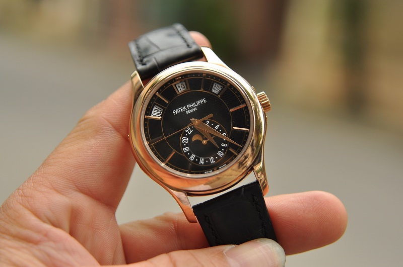 dong ho patek philippe complications annual calendar opaline white dial 5205r 010 40 mm rose gold 18k 1
